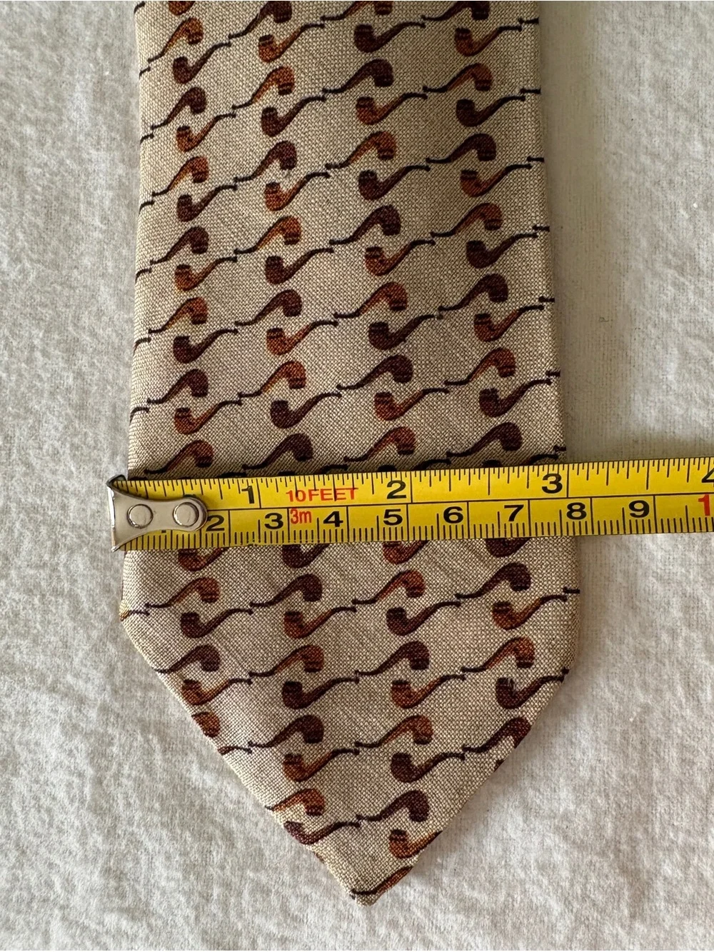 Gucci selling 20+